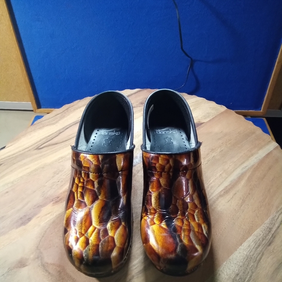 Dansko Professional Tigers Eye Clog EU 38, US 7.5-8 - Picture 3 of 9